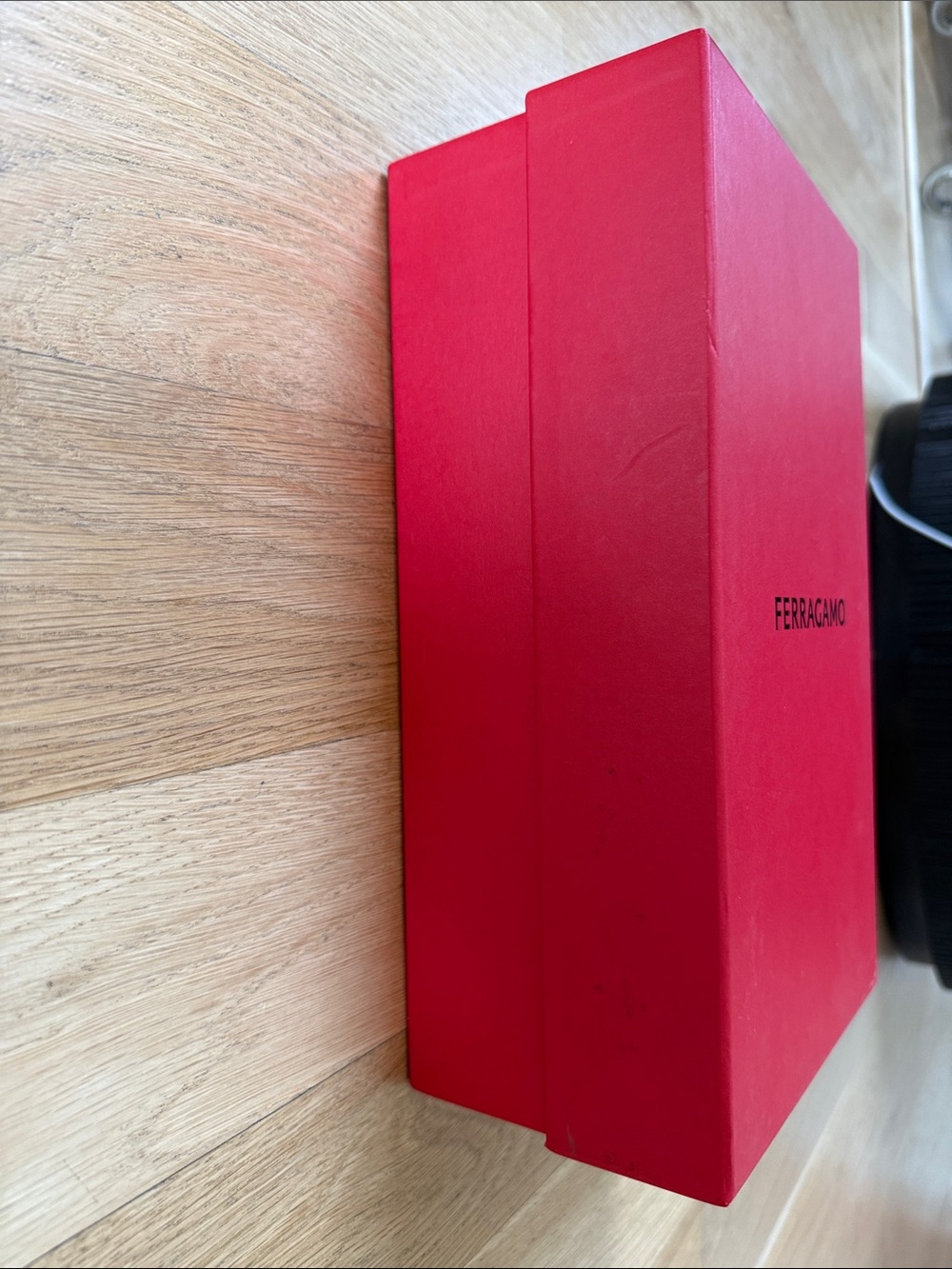 Ferragamo Red Logo Box with 2 Shoe Dust Bags! - Picture 5 of 7